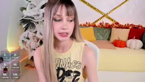 Snapshot of angel_claire chatting on 10.22.25 Claire - be back soon online show from 10.22.25