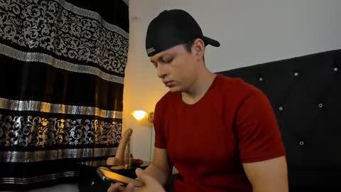 Angel Cuervo online show from 01.16.25