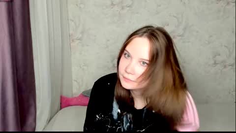 Snapshot of angel_doll585 chatting on 02.27.25 Fallen Angel online show from 02.27.25