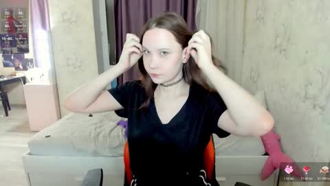 Snapshot of angel_doll585 chatting on 11.18.25 Fallen Angel online show from 11.18.25