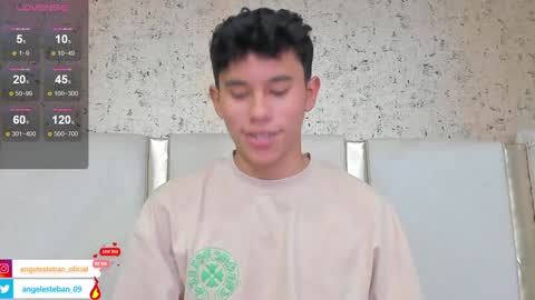 ngel Esteban  online show from 01.16.25