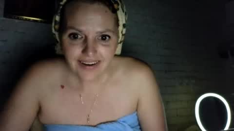 Snapshot of angel_girllovemy chatting on 07.21.26 ANGEL online show from 07.21.26