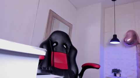 angel hardy online show from 09.20.25