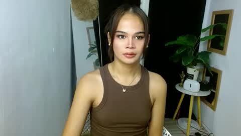 angela online show from 10.12.25