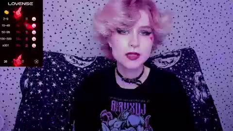 Snapshot of angel_julles chatting on 07.19.26 Angel Dust online show from 07.19.26