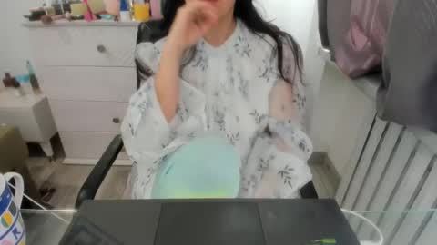 angel_lee__ online show from 02.19.25