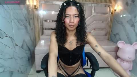 ngel  EVERYDAY from 2145 to 0500am Colombia hour online show from 04.13.26