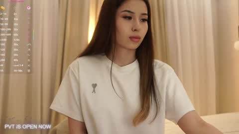 Luisa online show from 04.04.26