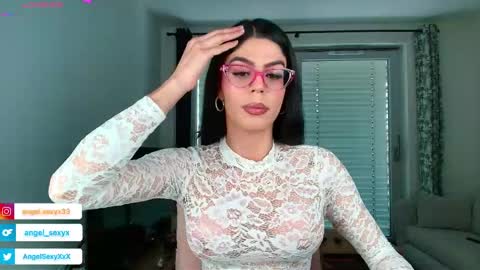 Snapshot of angel_sexyxxx chatting on 03.24.26 CALL ME ANGEL online show from 03.24.26