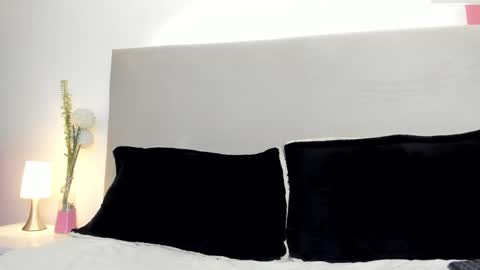 angel_velvet_ online show from 10.10.25