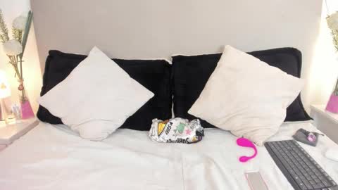 angel_velvet_ online show from 03.11.26