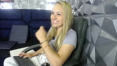 Angel online show from 06.01.26
