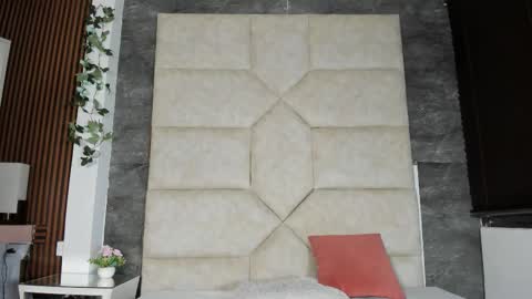  A N G E L  online show from 12.21.25