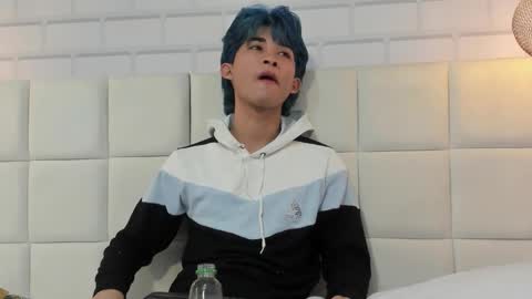 Angel  online show from 11.28.25