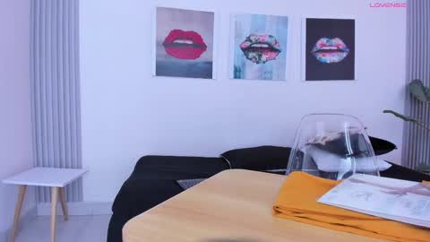 A N G E LA.  online show from 11.05.25