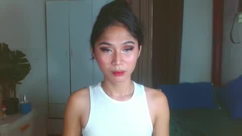 Snapshot of angela_mccollins chatting on 12.03.24 angela online show from 12.03.24