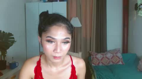 Snapshot of angela_mccollins chatting on 02.21.25 angela online show from 02.21.25