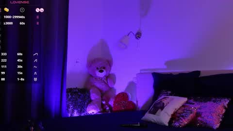 Angela online show from 09.14.25