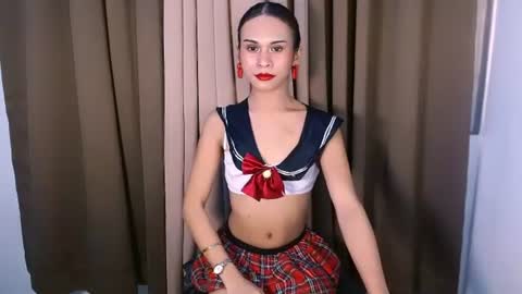 Snapshot of angela_ph chatting on 08.08.26 gela online show from 08.08.26