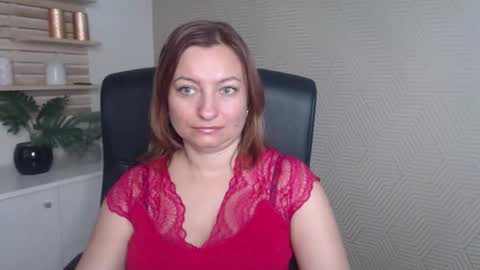 Angela online show from 10.14.25