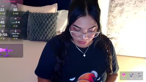 Angela online show from 10.17.25