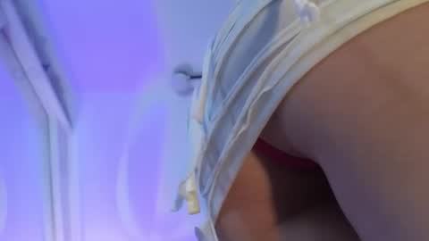 Angela Castle online show from 03.19.26