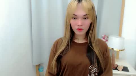 angela online show from 09.29.25