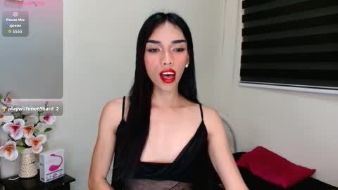 Snapshot of angelamonroe chatting on 10.17.25 SENORITA online show from 10.17.25