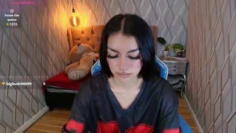 Angel online show from 09.12.25