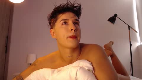 Snapshot of angelcossio chatting on 09.13.25 Angel online show from 09.13.25