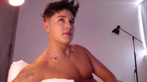 Snapshot of angelcossio chatting on 09.21.25 Angel online show from 09.21.25