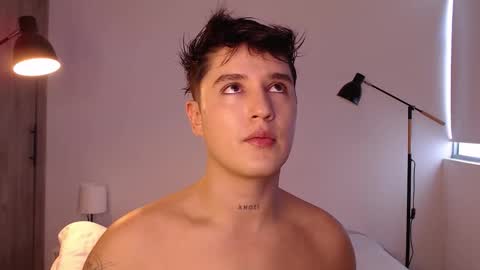 Snapshot of angelcossio chatting on 11.02.25 Angel online show from 11.02.25