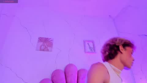 Angel Doll online show from 04.19.26