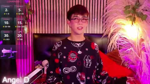 Angel dust online show from 04.18.26