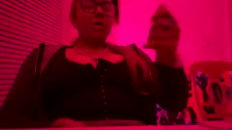 Snapshot of angeleahthormendoza chatting on 08.02.26 angeleahthormendoza online show from 08.02.26