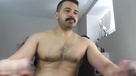 Angel Fusco online show from 04.17.26