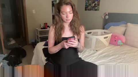 Snapshot of angelgrl444 chatting on 01.17.25 Princess Peach online show from 01.17.25