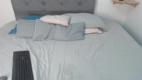 C A L L    M E   A N G E L online show from 02.15.25