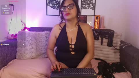 Snapshot of angelica_mature49 chatting on 05.09.26 Angelica online show from 05.09.26