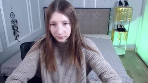 Snapshot of angelica_mrrr chatting on 02.09.25 Angelica online show from 02.09.25