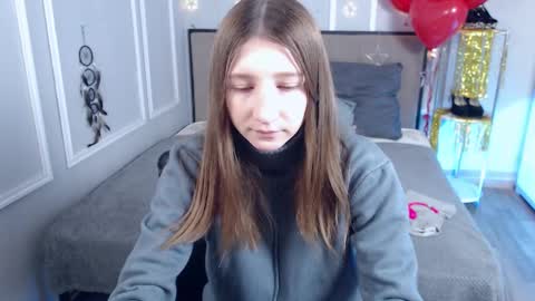 Snapshot of angelica_mrrr chatting on 02.14.25 Angelica online show from 02.14.25