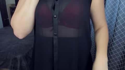 Snapshot of angelicacream chatting on 02.10.26 AngelicaCream online show from 02.10.26