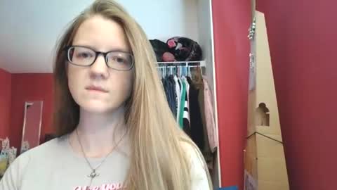 Snapshot of angelicangel3 chatting on 06.17.26 AngelicAngel online show from 06.17.26