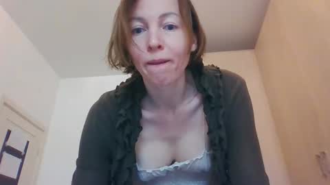 Snapshot of angelicfenix chatting on 02.19.26 angelicfenix online show from 02.19.26