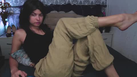 Snapshot of angelika_rouge chatting on 09.08.25 Angelika Rouge online show from 09.08.25