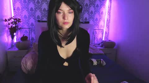 Snapshot of angelika_rouge chatting on 12.05.25 Angelika Rouge online show from 12.05.25