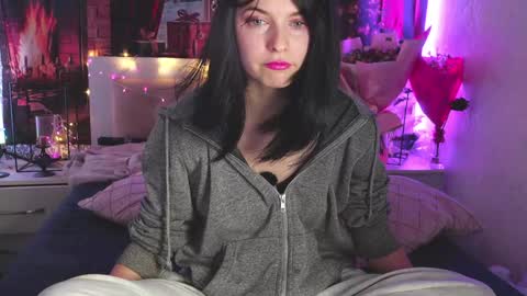 Snapshot of angelika_rouge chatting on 01.07.26 Angelika Rouge online show from 01.07.26