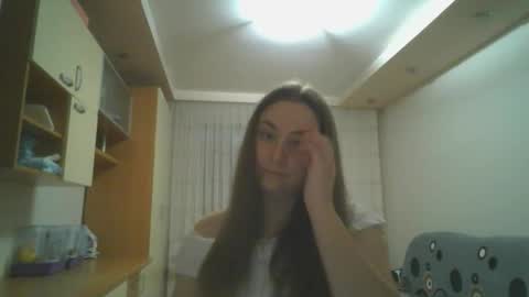 Angelina 26 online show from 11.22.25