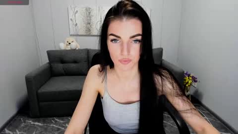 Snapshot of angelina_clark chatting on 12.02.24 Angelina online show from 12.02.24