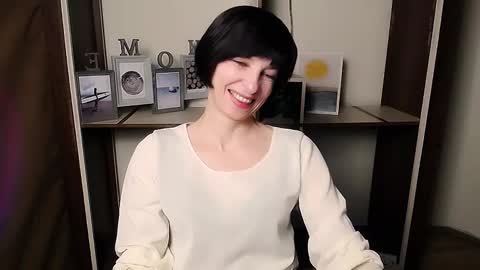 Angelina online show from 01.18.26